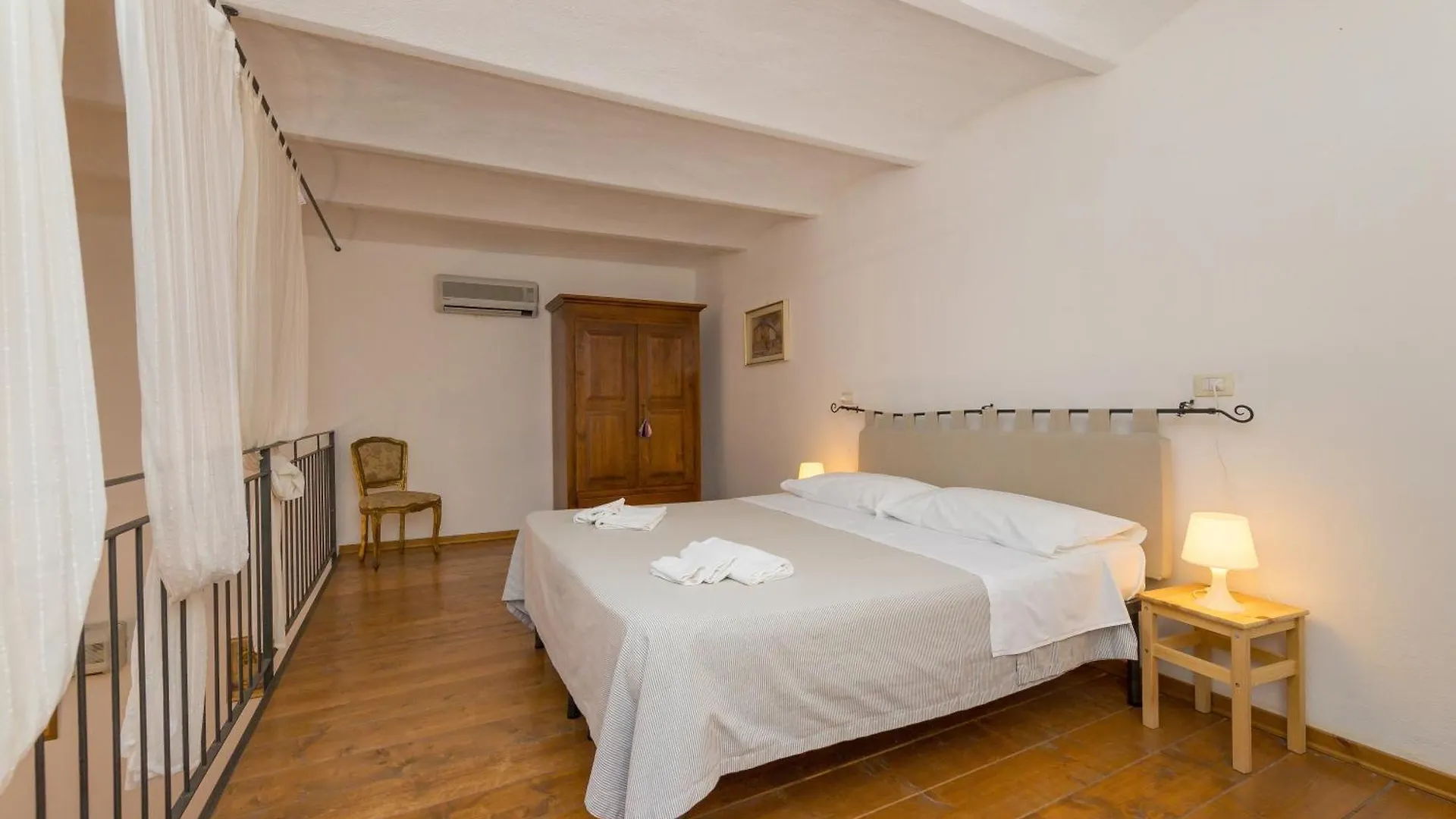 Villa I Tigli Campiglia Marittima Lägenhet